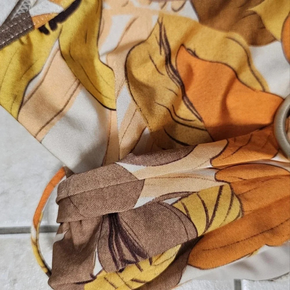 JETS Australia Swimsuit Set High Waist Bottom Padded Bikini Tropical Latt size 6 - Picture 3 of 9